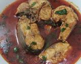 A picture of step 4 of Simple fish ka salan.