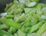 Hình bước làm 4 của món Mướp, giá xào tôm