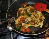 A picture of step 8 of Egg Spaghetti.