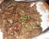 Foto langkah ke 5 dari resep Kwetiaw goreng rumahan.
