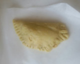 Foto del paso 4 de la receta: Empanadas de plátanos verdes con pollo sin harina