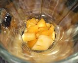 A picture of step 2 of Mango chocolate shake.