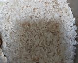 Foto langkah ke 2 dari resep Ketan Kukus Kelapa Parut - Spesial Ulang Tahun Cookpad.
