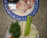 Foto del paso 1 de la receta: Pescado en salsa blanca y ensalada con vinagreta de mostaza