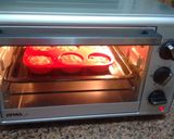 Foto del paso 4 de la receta: Muffins de yogurt y frutillas- horno eléctrico