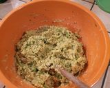 Une image de l'étape 2 de Petites galettes de petits pois et courgettes.