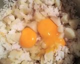 Foto del paso 2 de la receta: Tortilla de papa y arroz! 🥔🍚
