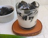 Foto langkah ke 5 dari resep Es Cincau Hitam Kuah Santan.