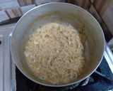 পিজা উইথ ক্রীমি ম্যাগি টপিং (pizza with creamy Maggi toping recipe in Bengali)) রেসিপি ধাপ - 1 ছবি