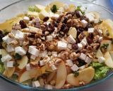Foto del paso 6 de la receta Ensalada de manzana con frutos secos y queso fresco