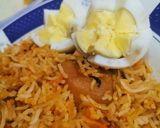 A picture of step 4 of Aalo Anda Biryani.