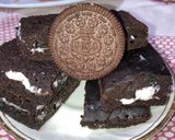 A picture of step 10 of Oreo layer cake 🍰.