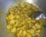 A picture of step 3 of Ripe Banana Curry.