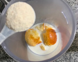 Foto del paso 2 de la receta: Bibe para desayuno de mateo con bollito