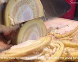 รูปขั้นตอนการทำที่ 2 ของ ห่อหมกหัวปลีเนื้อไก่บด Banana Flower Recipe
