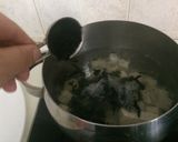 Foto del passaggio 3 della ricetta Zuppa di Miso con Tofu e alga Wakame