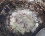 Foto langkah ke 3 dari resep Tumis Labu Siam Orek Telur.