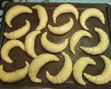Teljes kiőrlésű pestos kifli recept fázis 10 fotója