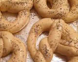A picture of step 8 of Pretzels.