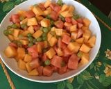 Une image de l'étape 10 de Salade de melon, pastèque et raisin au miel.