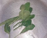 A picture of step 1 of Spninach Tikka Green macaroni.