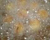 Foto langkah ke 8 dari resep Bola-bola pasta.