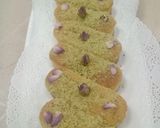 A picture of step 4 of Pistacio and Basbusa Cheese Cake.
