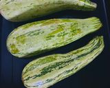 Foto del paso 1 de la receta: PASTEL DE 🫛ZUCCHINIS🫛EN SALSA RÚSTICA (gratinados) 🫛🥘🫛🥘