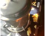 A picture of step 4 of Crispy Popcorn.
