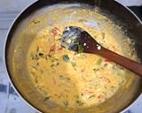 Foto langkah ke 7 dari resep Cumi Saos Telur asin.
