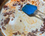 A picture of step 3 of Vodka pasta sauce.