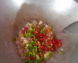 Foto langkah ke 2 dari resep Nasi Telur Sambal Bawang.