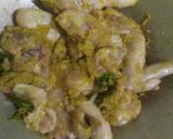 Foto langkah ke 2 dari resep Ayam Goreng Kremes.