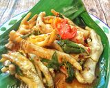 Foto langkah ke 5 dari resep Asem Asem Pedas Ceker Kemangi Khas Nganjuk.
