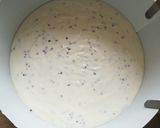 Tort serowo-jagodowy z dwukolorowymi rozetkami krok przepisu 2 zdjęcie