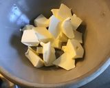 Une image de l'étape 3 de Pepparkakor (biscuits de Noël suédois aux épices).