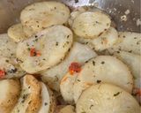 Foto del paso 5 de la receta: Legumbres: tortilla de papas tradicional con arvejas incluidas