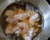 A picture of step 3 of Mums fried chicken.