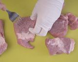 A picture of step 5 of Su-Buta (Sweet and Sour Pork).