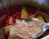 A picture of step 2 of Babugosha fruit punch.