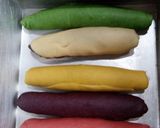 Foto langkah ke 4 dari resep Kuping gajah rainbow.