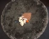 Foto langkah ke 2 dari resep Ikan goreng bumbu ketumbar.