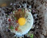 Foto langkah ke 2 dari resep Indomie Goreng Pedas.