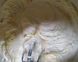 Foto langkah ke 3 dari resep Kue sagu keju (ekonomis).