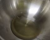 A picture of step 3 of Kerala style palak thoran.