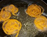 A picture of step 4 of Instant crispy jalebiii.