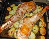 Foto del paso 4 de la receta: Paletilla de cordero al horno