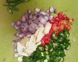 Foto langkah ke 2 dari resep Ampela ati oseng bawang buncis.