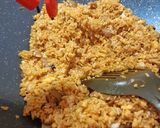 Foto langkah ke 7 dari resep Nasi goreng kecap sederhana.