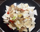 杏鮑菇炒五花肉的食譜步驟3照片